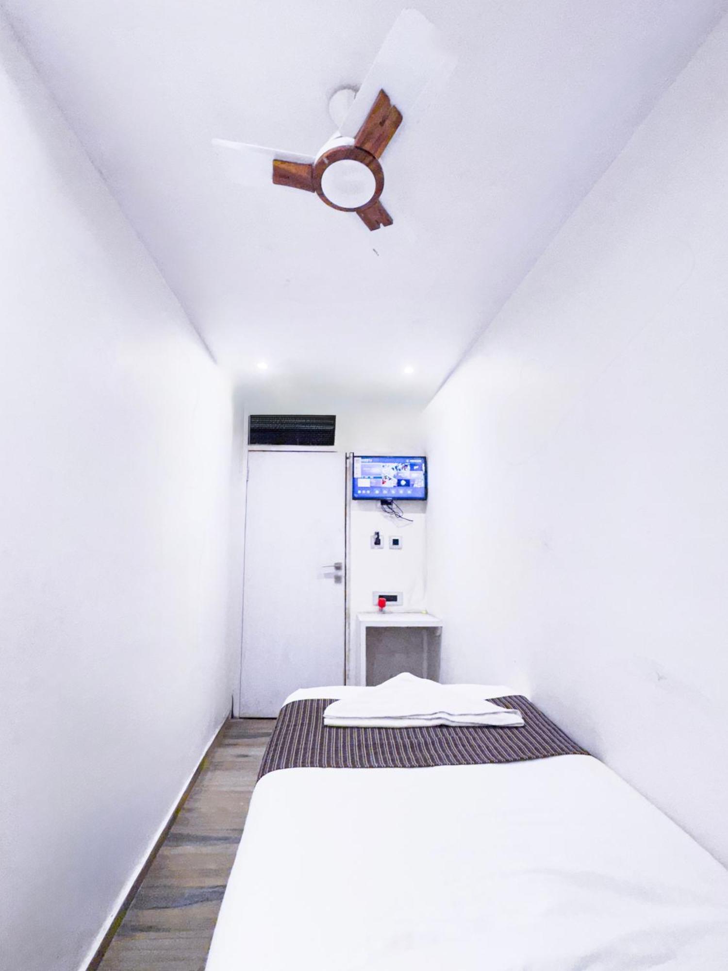 Hotel Winton Βομβάη Εξωτερικό φωτογραφία